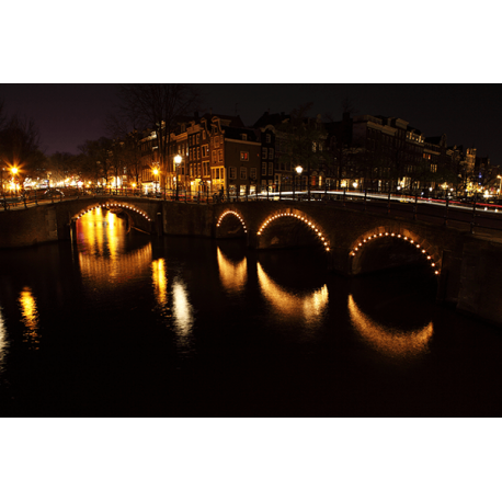 Obraz na płótnie Most w Amsterdamie nocą