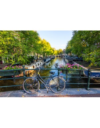 Rower na moście - Amsterdam